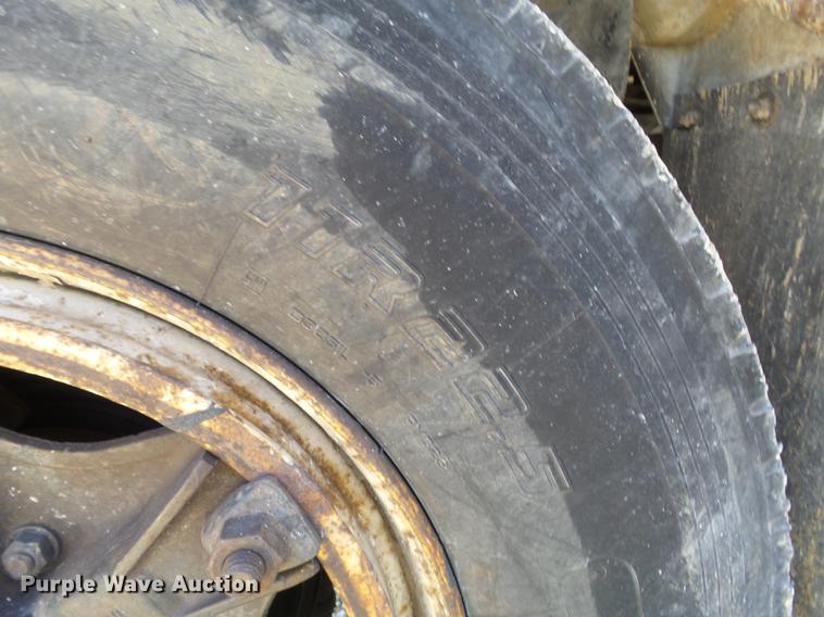 image for item DB6254 1991 GMC TopKick bucket truck