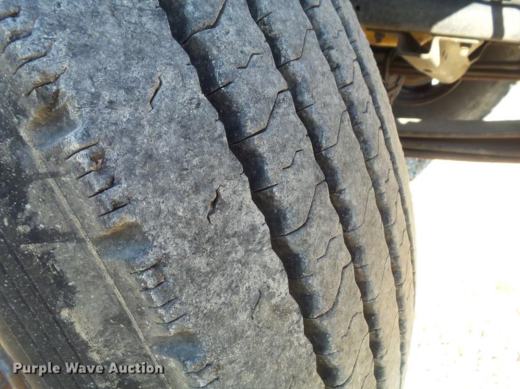 image for item DB6254 1991 GMC TopKick bucket truck