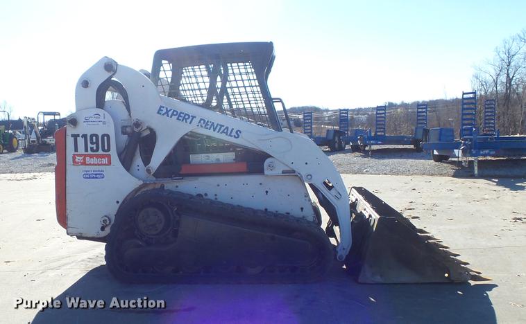 image for item DB6261 2008 Bobcat T190 skid steer