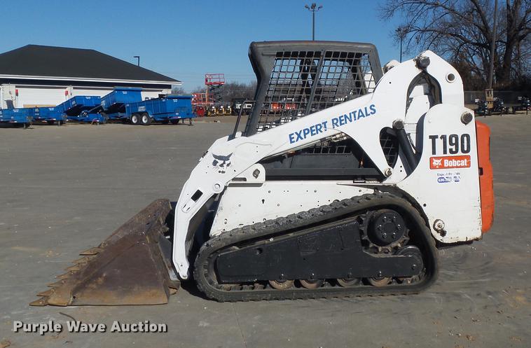image for item DB6261 2008 Bobcat T190 skid steer