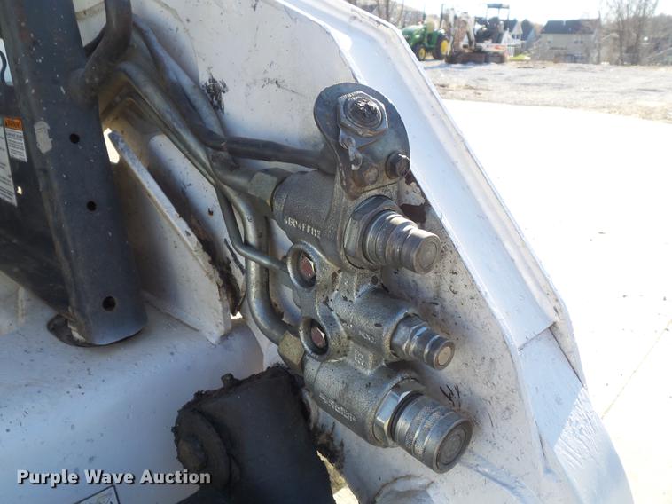image for item DB6261 2008 Bobcat T190 skid steer