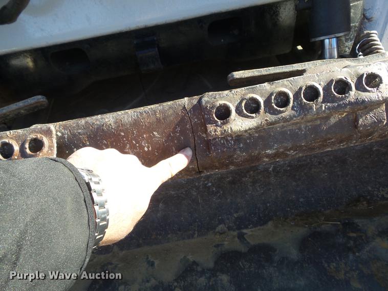 image for item DB6261 2008 Bobcat T190 skid steer