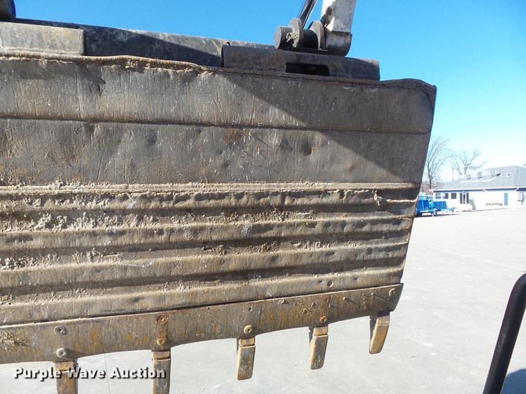 image for item DB6261 2008 Bobcat T190 skid steer