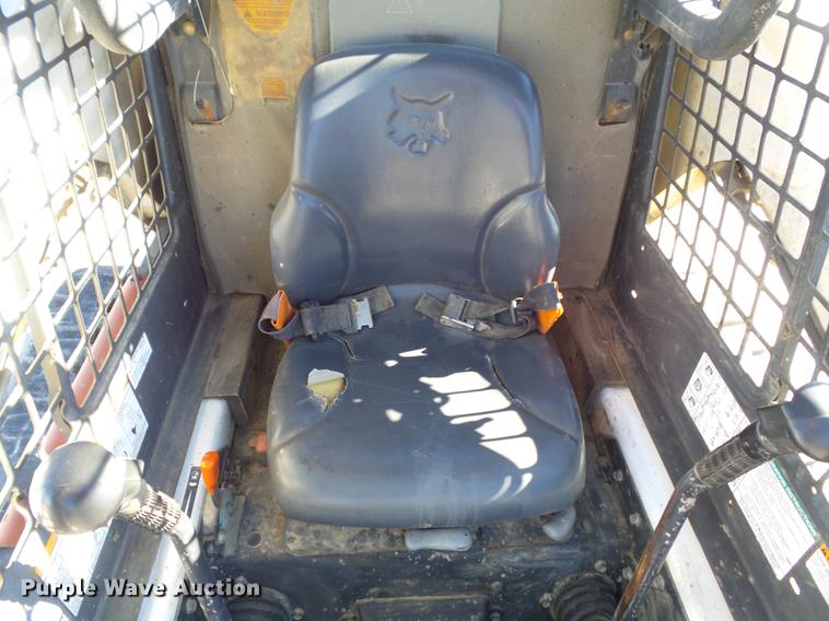 image for item DB6261 2008 Bobcat T190 skid steer