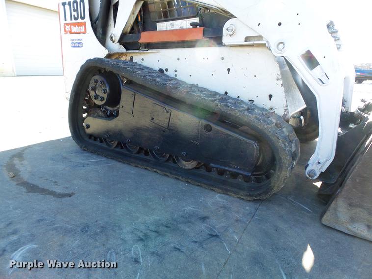image for item DB6261 2008 Bobcat T190 skid steer