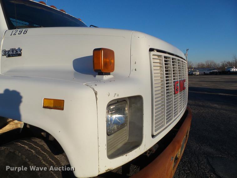 image for item DB6262 1994 GMC TopKick flatbed truck