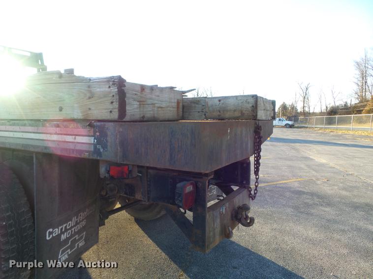 image for item DB6262 1994 GMC TopKick flatbed truck