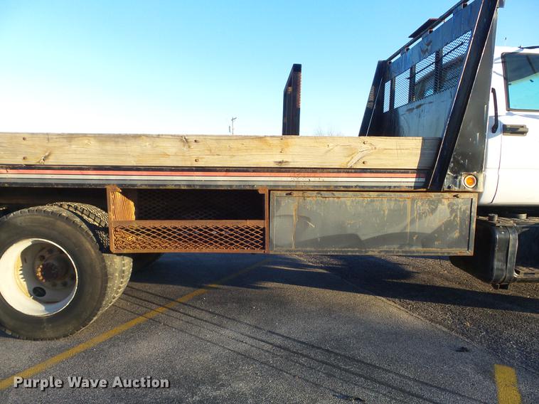image for item DB6262 1994 GMC TopKick flatbed truck
