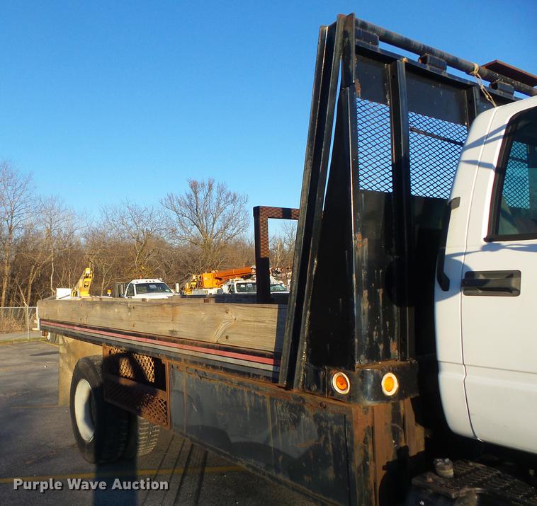 image for item DB6262 1994 GMC TopKick flatbed truck