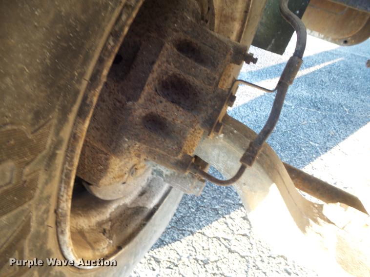 image for item DB6262 1994 GMC TopKick flatbed truck