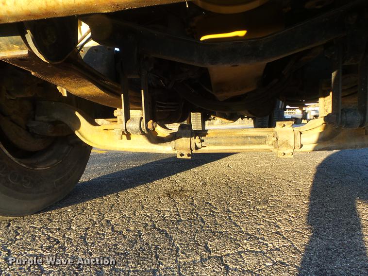 image for item DB6262 1994 GMC TopKick flatbed truck