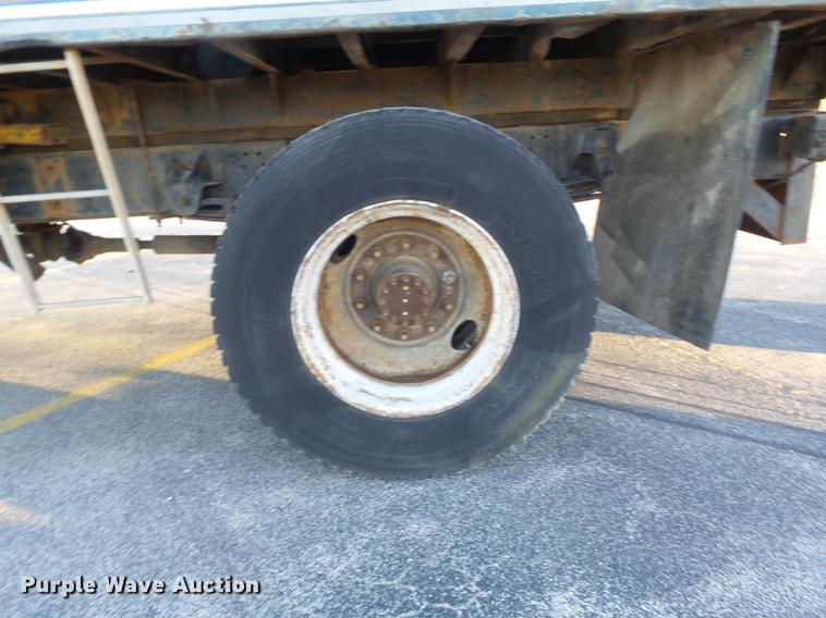 image for item DB6262 1994 GMC TopKick flatbed truck