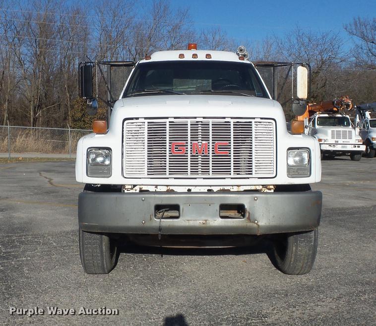 image for item DB6263 1992 GMC TopKick flatbed truck