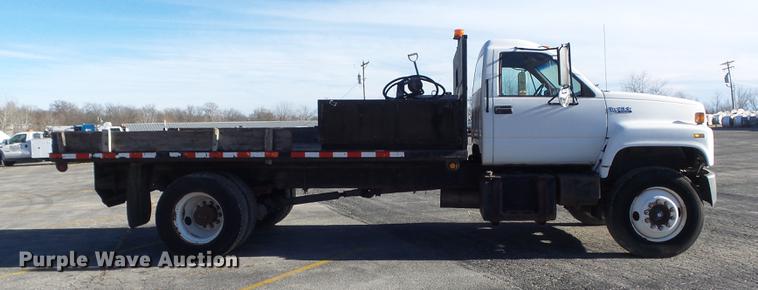image for item DB6263 1992 GMC TopKick flatbed truck