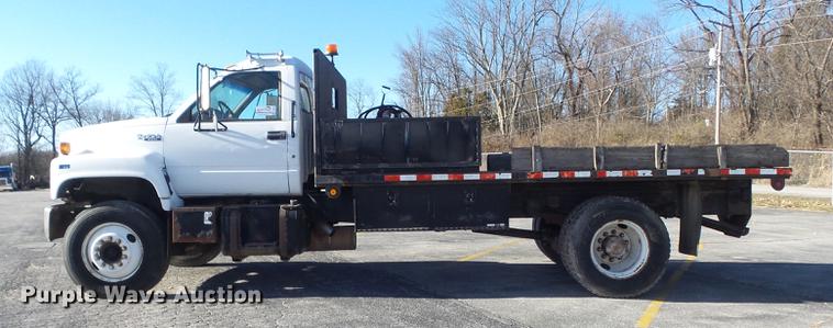 image for item DB6263 1992 GMC TopKick flatbed truck