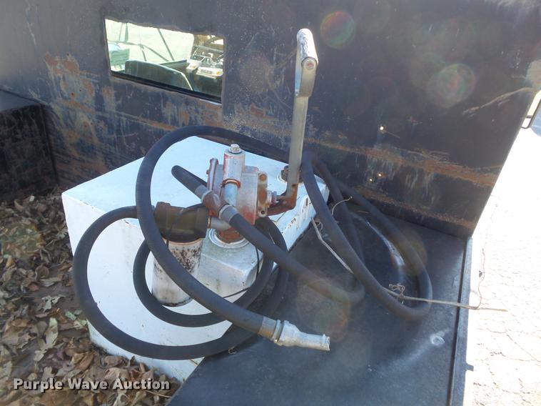 image for item DB6263 1992 GMC TopKick flatbed truck