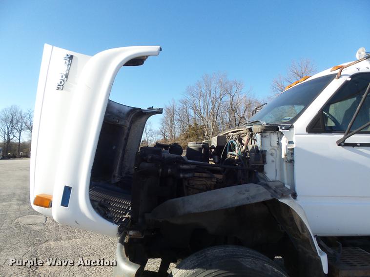 image for item DB6263 1992 GMC TopKick flatbed truck