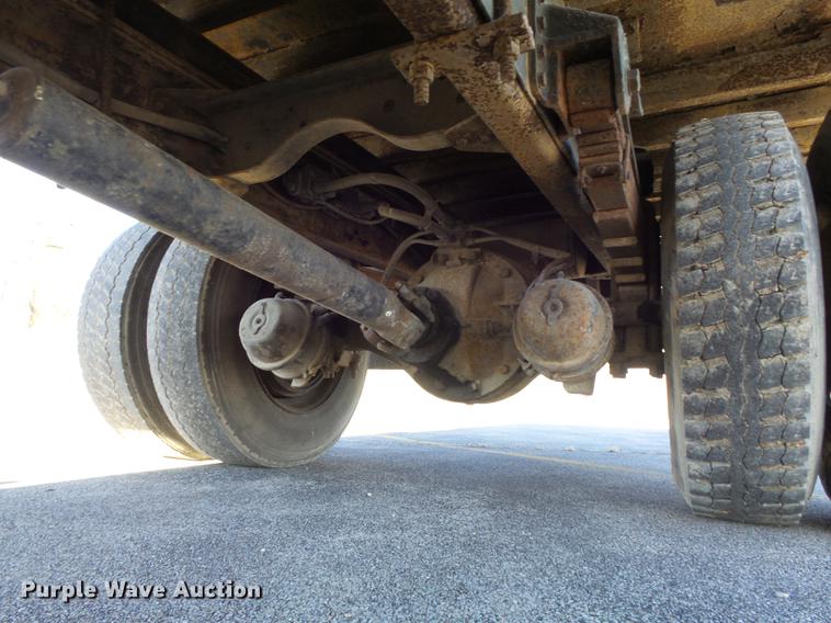 image for item DB6263 1992 GMC TopKick flatbed truck