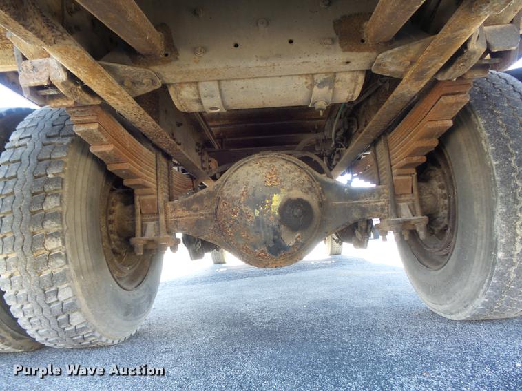 image for item DB6263 1992 GMC TopKick flatbed truck