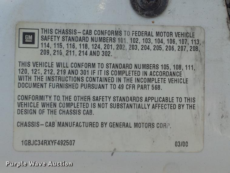 image for item DB6265 2000 Chevrolet 3500 bucket truck