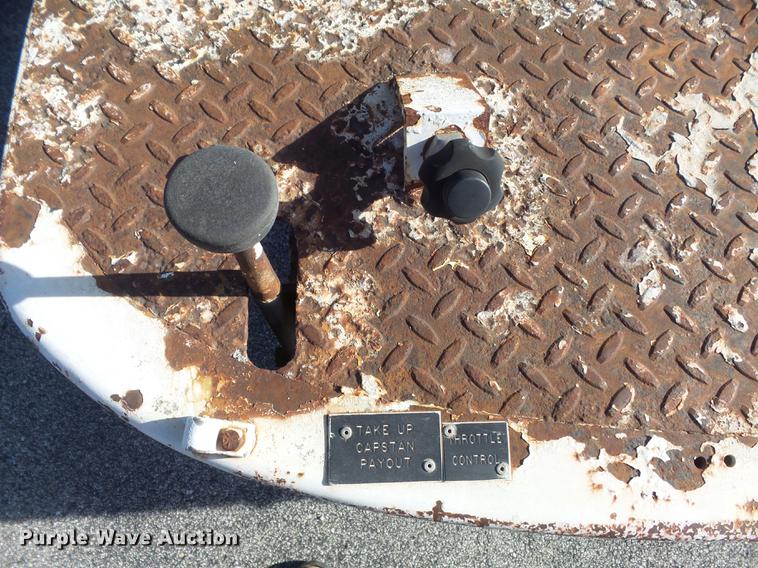 image for item DB6266 1991 International 4900 digger derrick truck