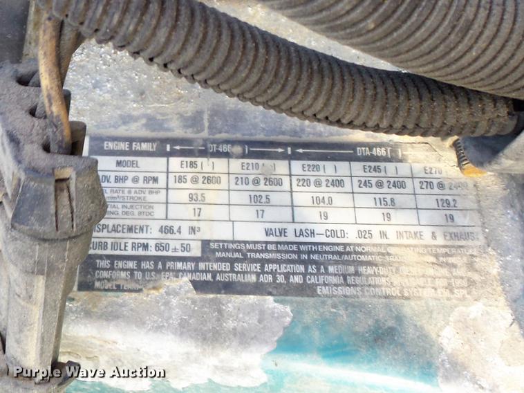 image for item DB6266 1991 International 4900 digger derrick truck