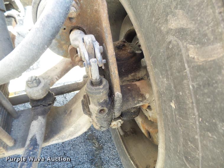 image for item DB6266 1991 International 4900 digger derrick truck