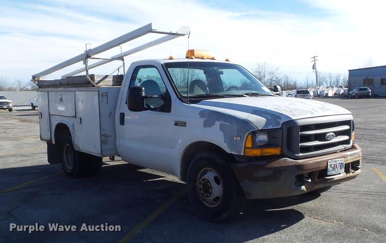 image for item DB6267 2000 Ford F350 Super Duty XL utility bed pickup truck