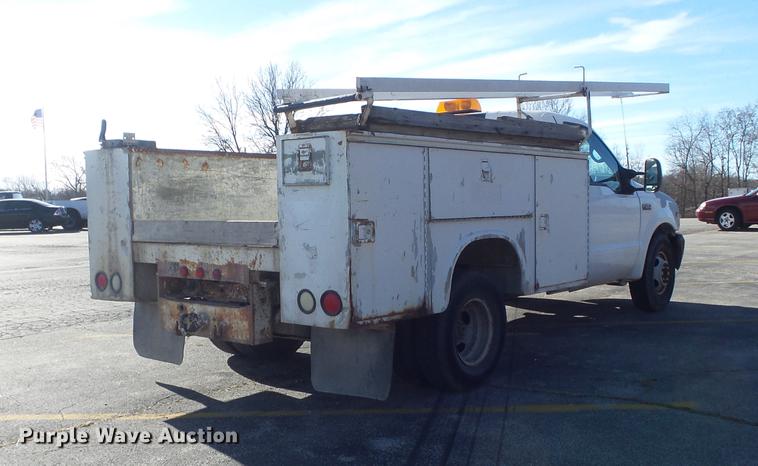 image for item DB6267 2000 Ford F350 Super Duty XL utility bed pickup truck