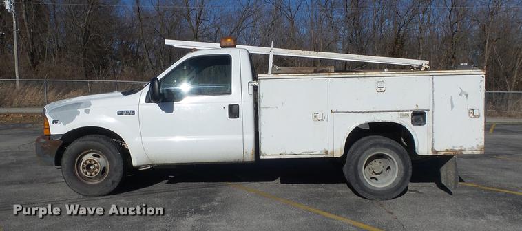 image for item DB6267 2000 Ford F350 Super Duty XL utility bed pickup truck