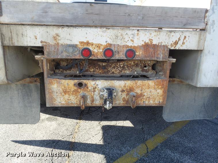 image for item DB6267 2000 Ford F350 Super Duty XL utility bed pickup truck