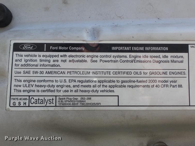 image for item DB6267 2000 Ford F350 Super Duty XL utility bed pickup truck