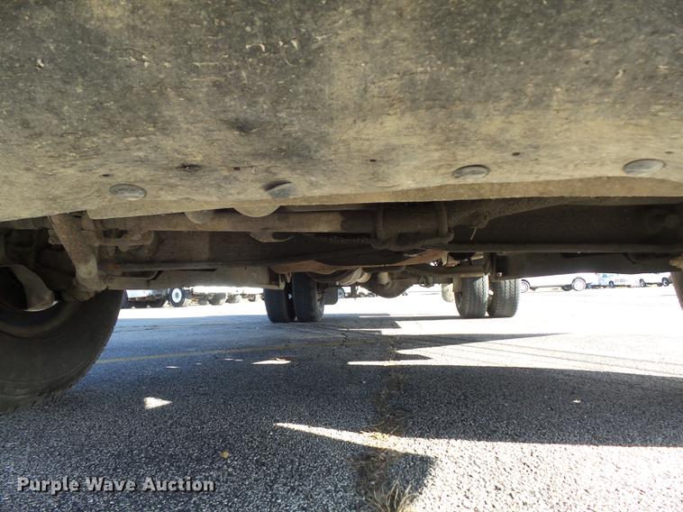 image for item DB6267 2000 Ford F350 Super Duty XL utility bed pickup truck