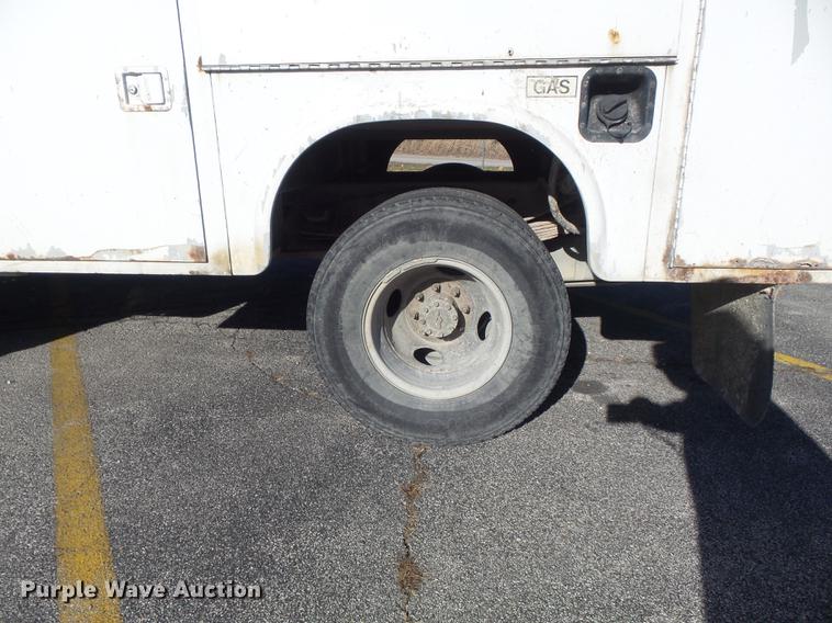 image for item DB6267 2000 Ford F350 Super Duty XL utility bed pickup truck