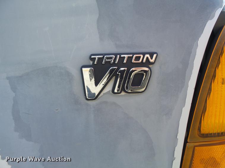 image for item DB6267 2000 Ford F350 Super Duty XL utility bed pickup truck