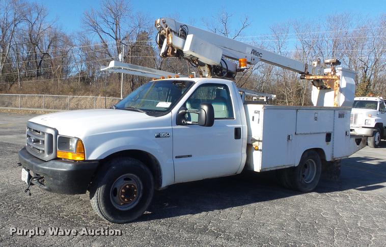 image for item DB6268 2000 Ford F350 Super Duty XL bucket truck