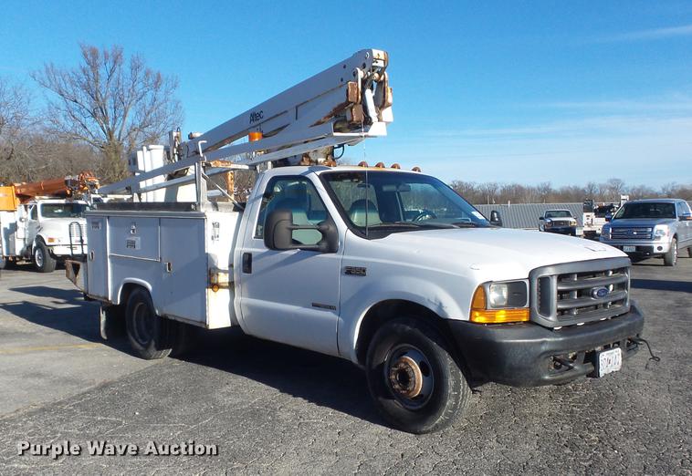 image for item DB6268 2000 Ford F350 Super Duty XL bucket truck