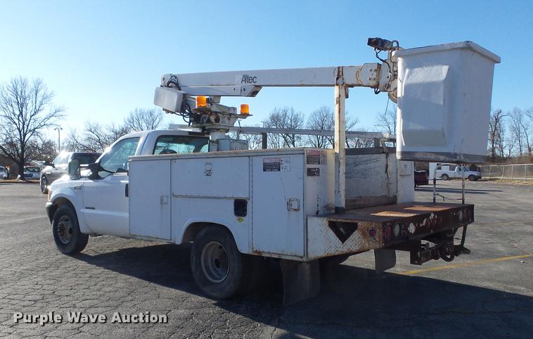 image for item DB6268 2000 Ford F350 Super Duty XL bucket truck