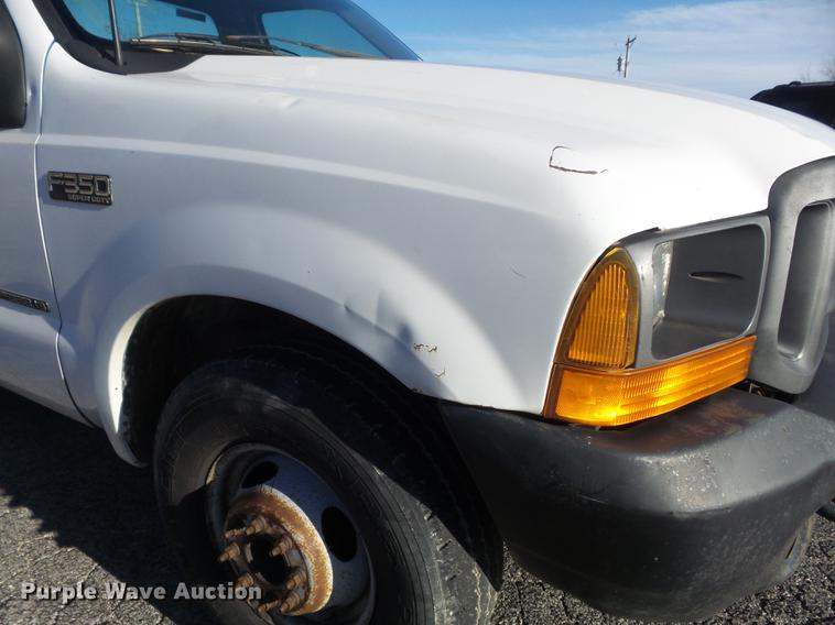 image for item DB6268 2000 Ford F350 Super Duty XL bucket truck