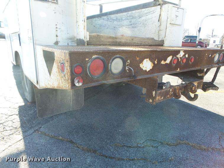 image for item DB6268 2000 Ford F350 Super Duty XL bucket truck