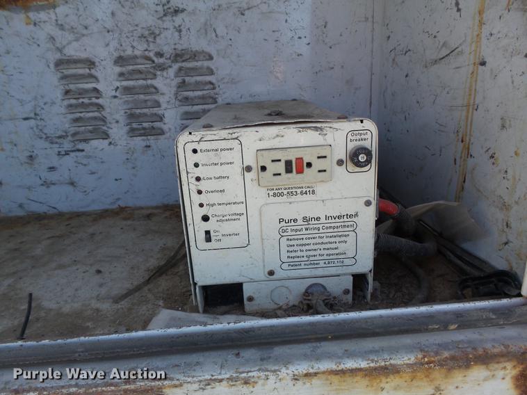 image for item DB6268 2000 Ford F350 Super Duty XL bucket truck