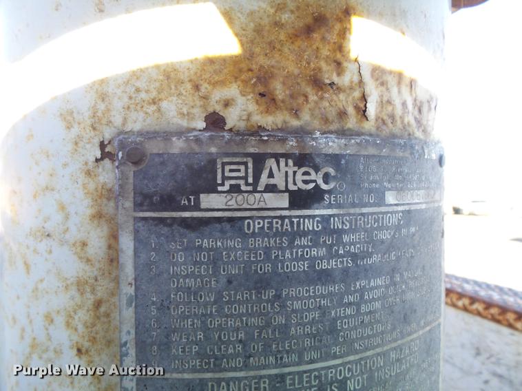 image for item DB6268 2000 Ford F350 Super Duty XL bucket truck