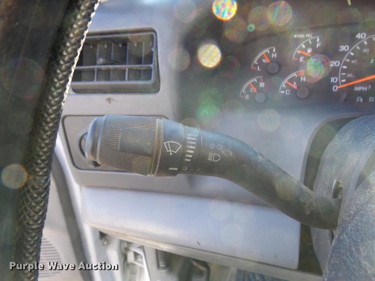 image for item DB6268 2000 Ford F350 Super Duty XL bucket truck