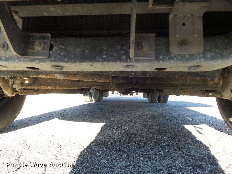 image for item DB6268 2000 Ford F350 Super Duty XL bucket truck