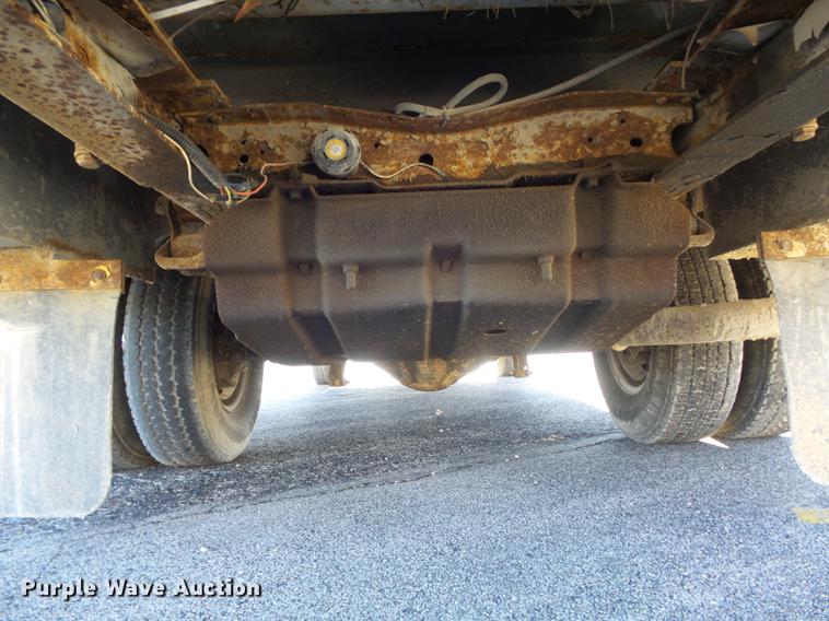 image for item DB6268 2000 Ford F350 Super Duty XL bucket truck