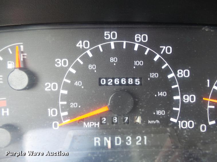 image for item DB6269 2000 Ford F650 Super Duty XL bucket truck