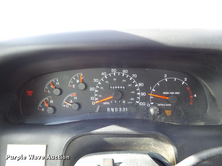 image for item DB6269 2000 Ford F650 Super Duty XL bucket truck