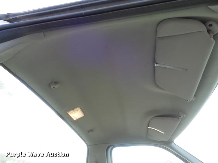 image for item DB6269 2000 Ford F650 Super Duty XL bucket truck