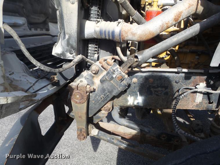 image for item DB6269 2000 Ford F650 Super Duty XL bucket truck