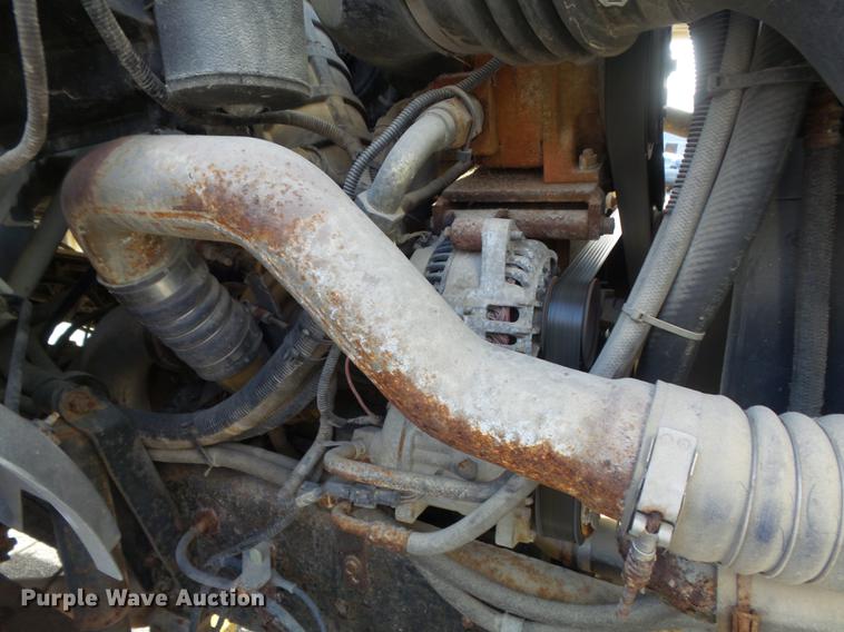 image for item DB6269 2000 Ford F650 Super Duty XL bucket truck